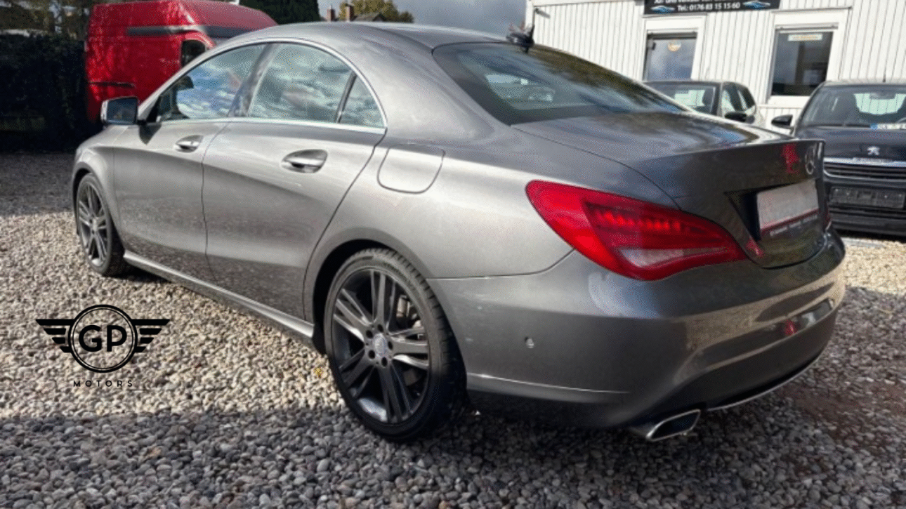 Mercedes-Benz CLA 180